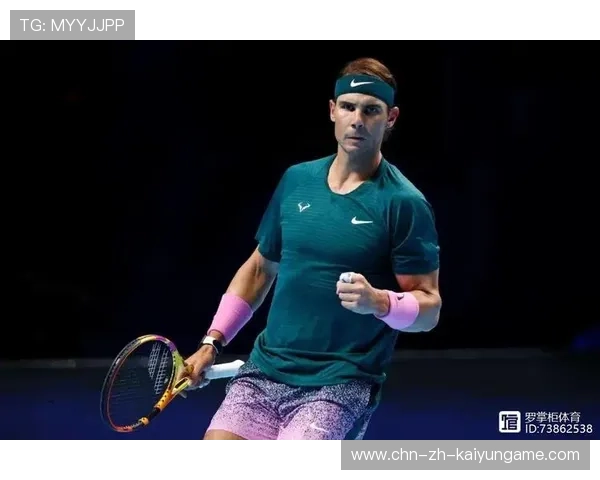 世界拳王赛爆冷！卫冕冠军被一拳击倒全场沉默